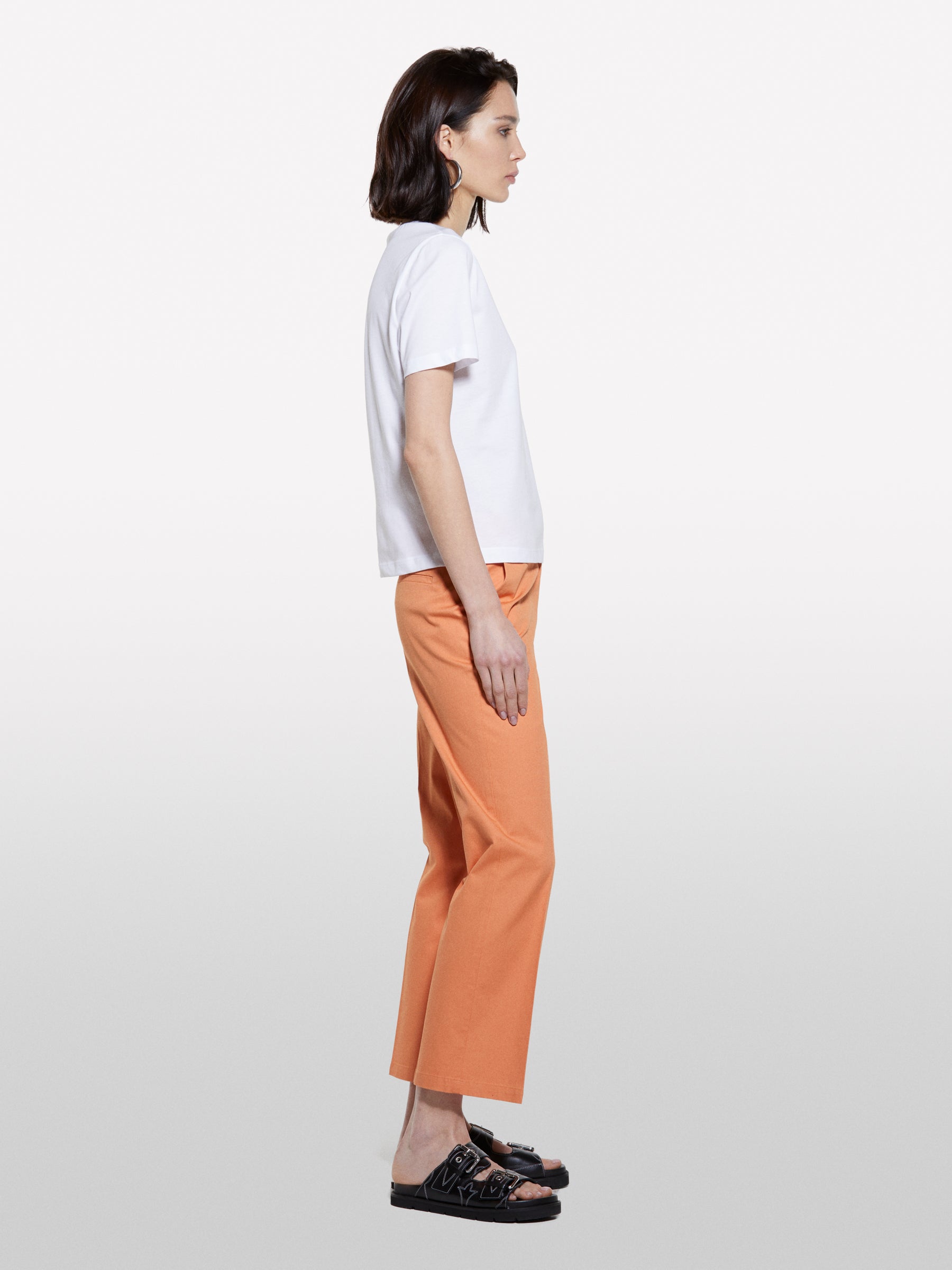 T-shirt branca com estampa de concha - ucb_image_F