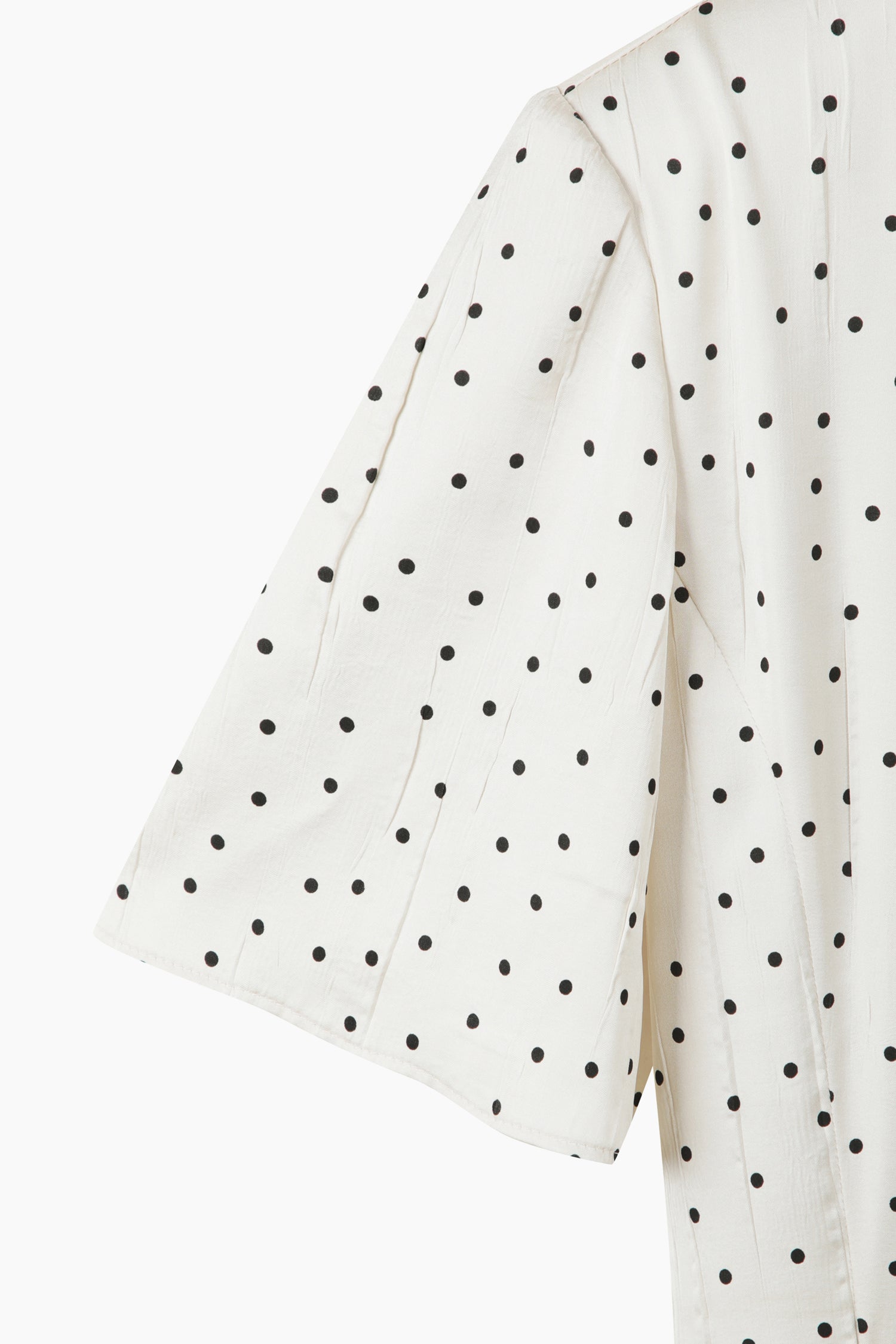 Vestido midi às bolinhas - ucb_image_DS1
