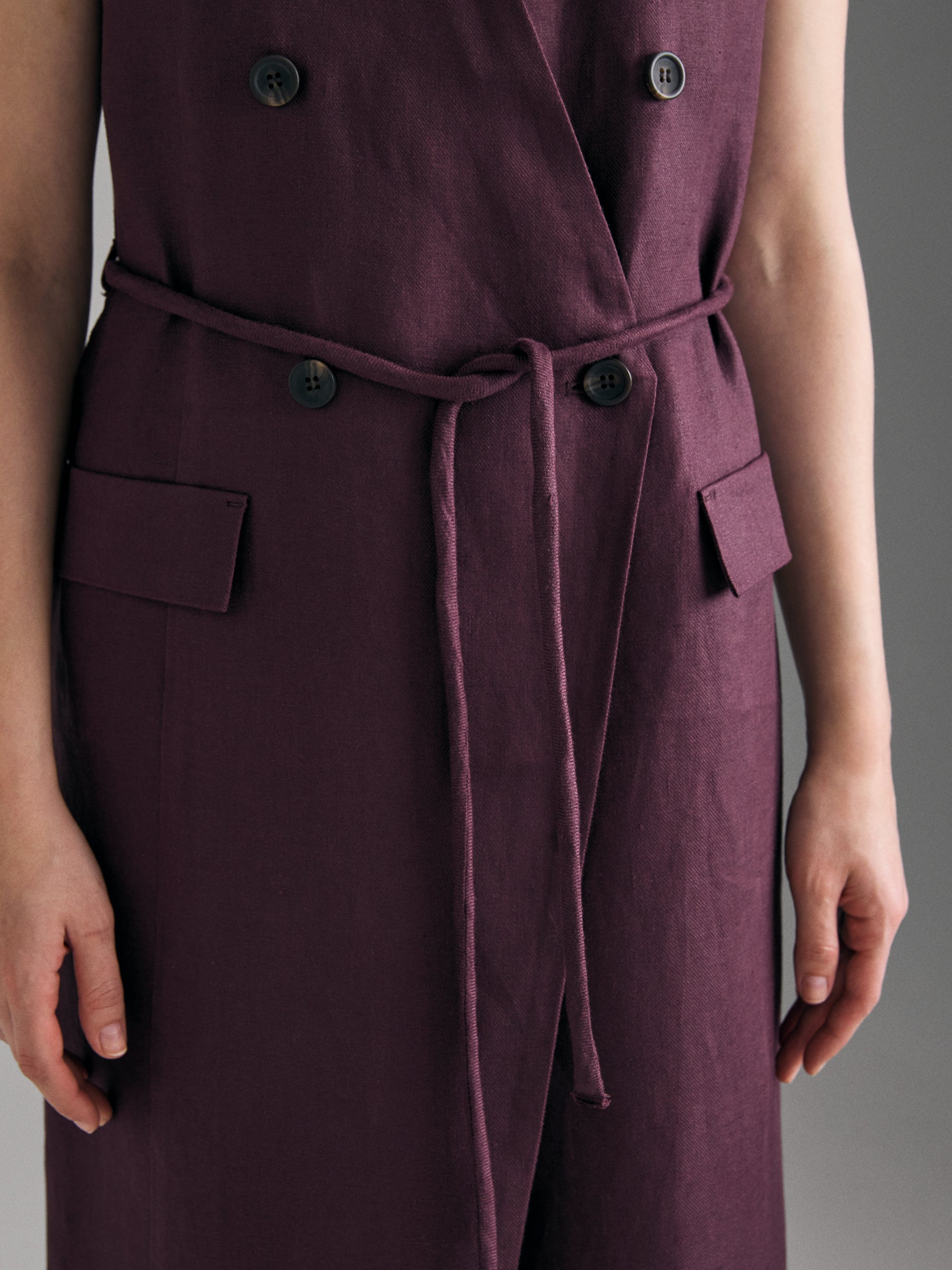 Vestido trespassado em linho - ucb_image_FY