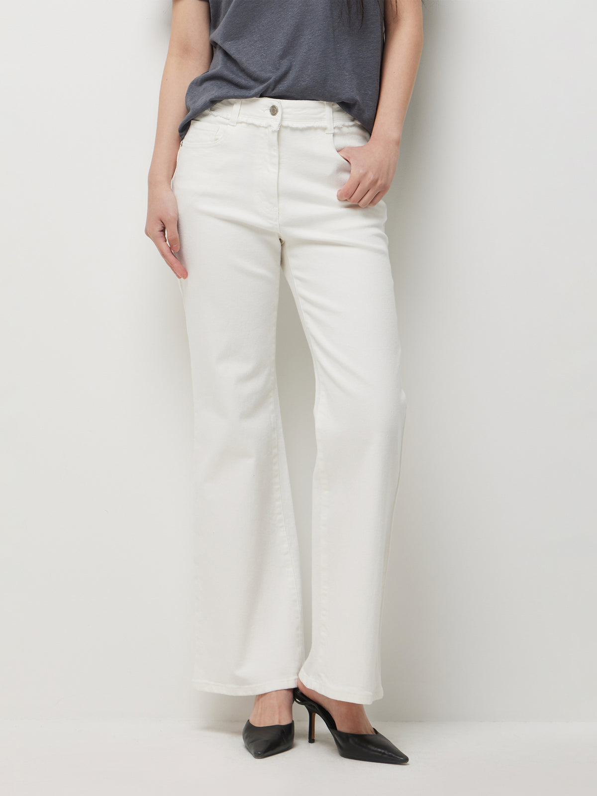Jeans flare fit - ucb_image_F