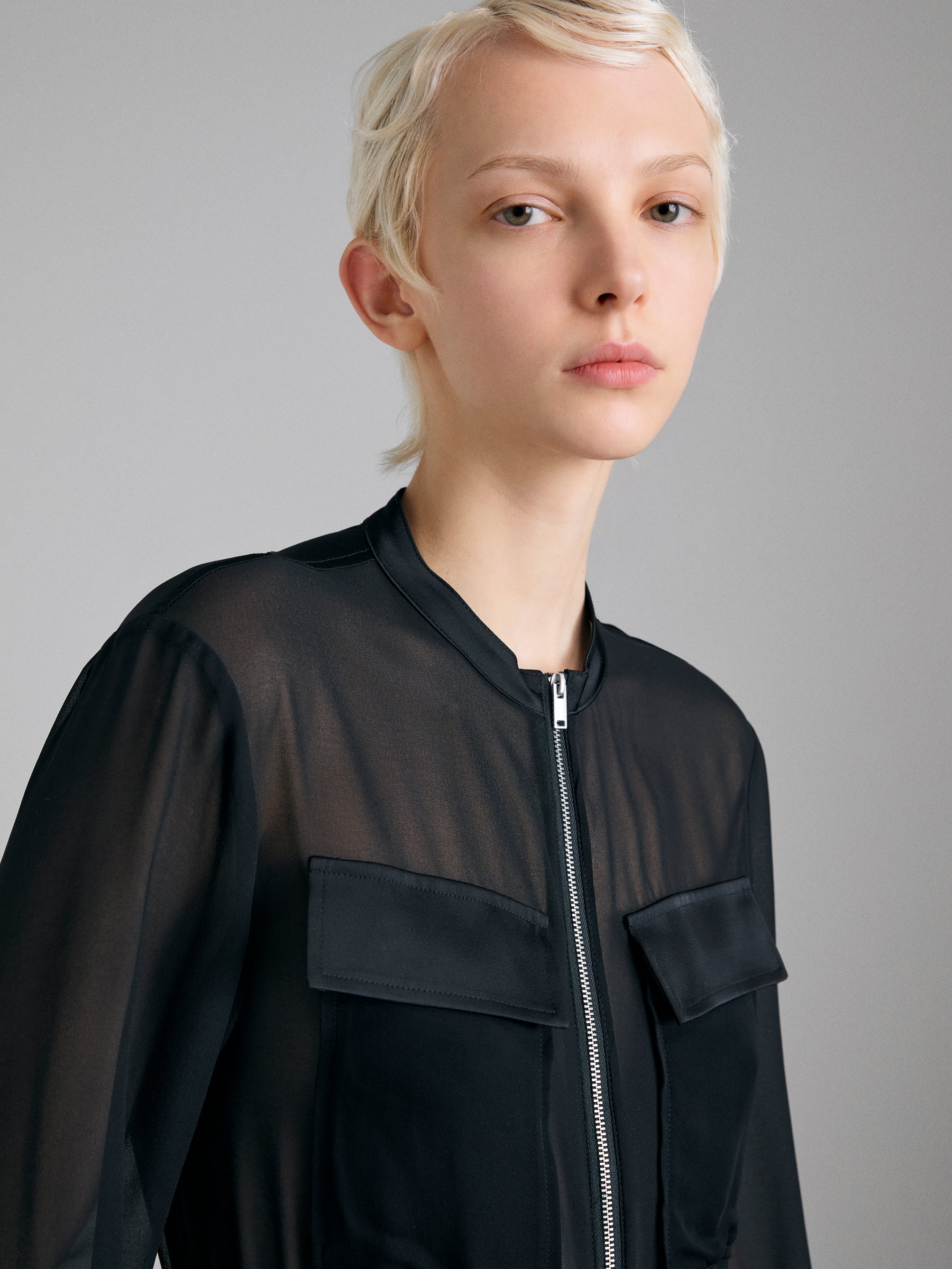 Macacão semitransparente - ucb_image_FY