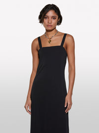 Vestido preto com abertura - ucb_image_FY