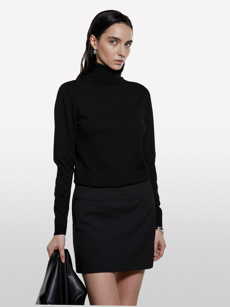 Camisola de gola alta preta regular fit - ucb_image_FY