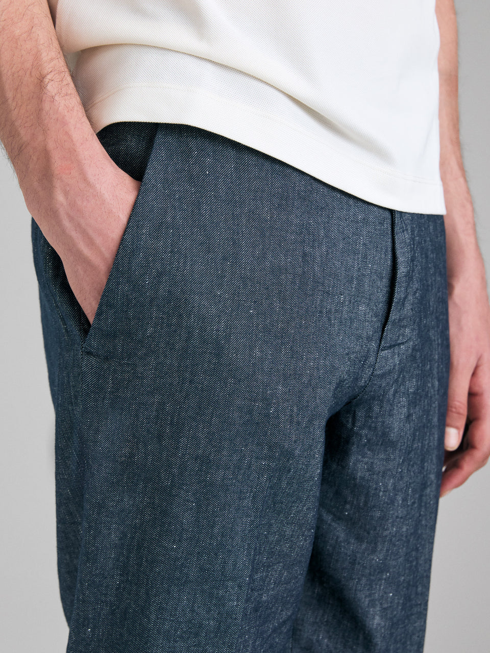 Chinos em denim de linho misto - ucb_image_FY