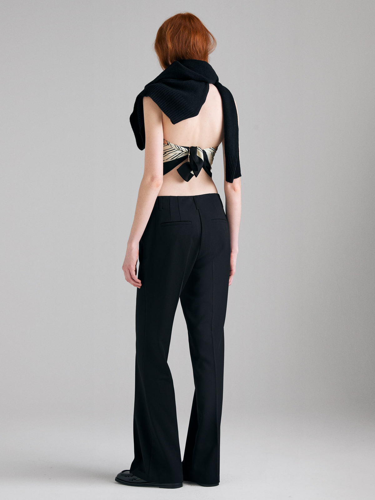 Pantaloni flare fit - ucb_image_B