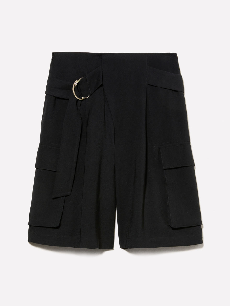 Bermudas pretas com bolsos - ucb_image_FS