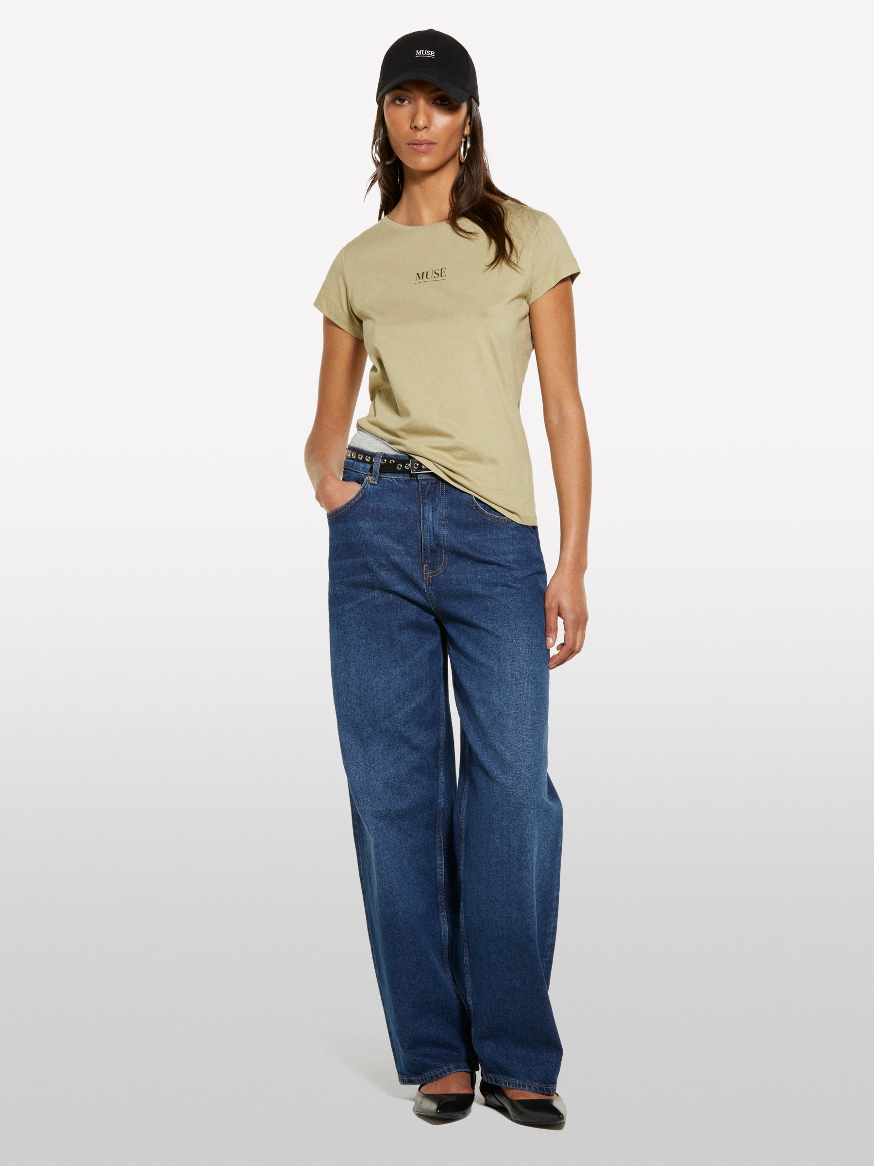 T-shirt verde militar com estampa - ucb_image_F