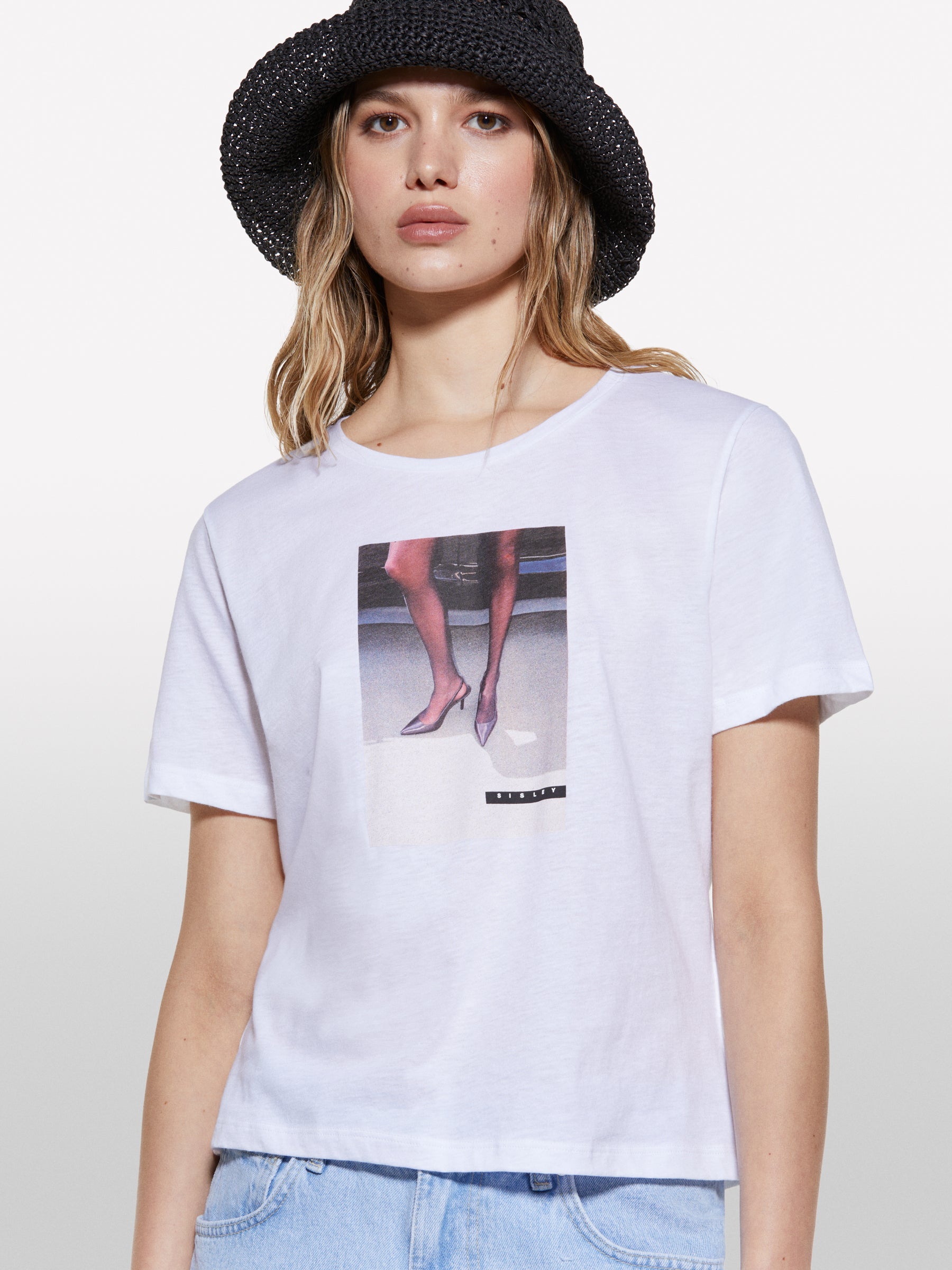 T-shirt branca com estampado fotográfico - ucb_image_FY