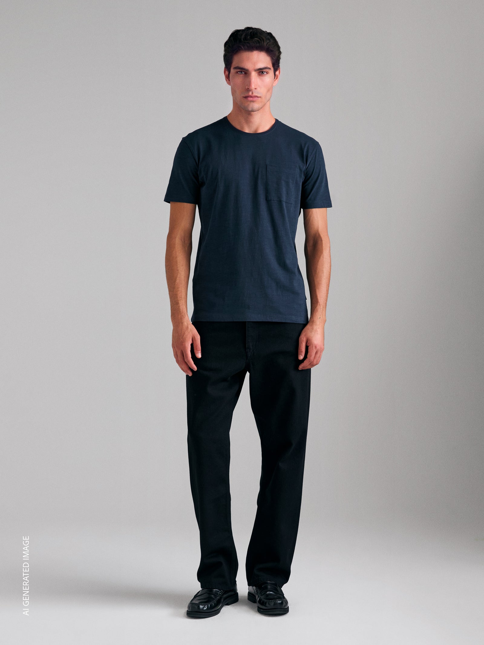 T-shirt com bolso pequeno - ucb_image_F