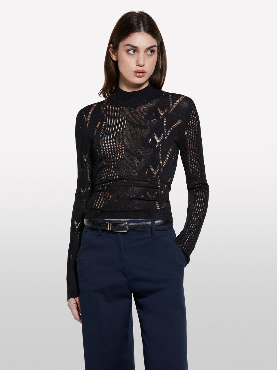 Camisola perfurada - ucb_image_FY