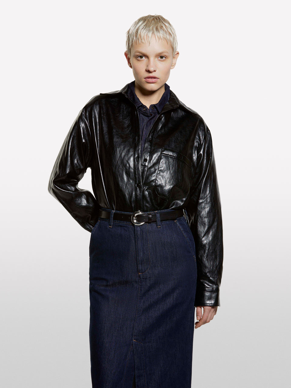 Camisa preta brilhante - ucb_image_FY
