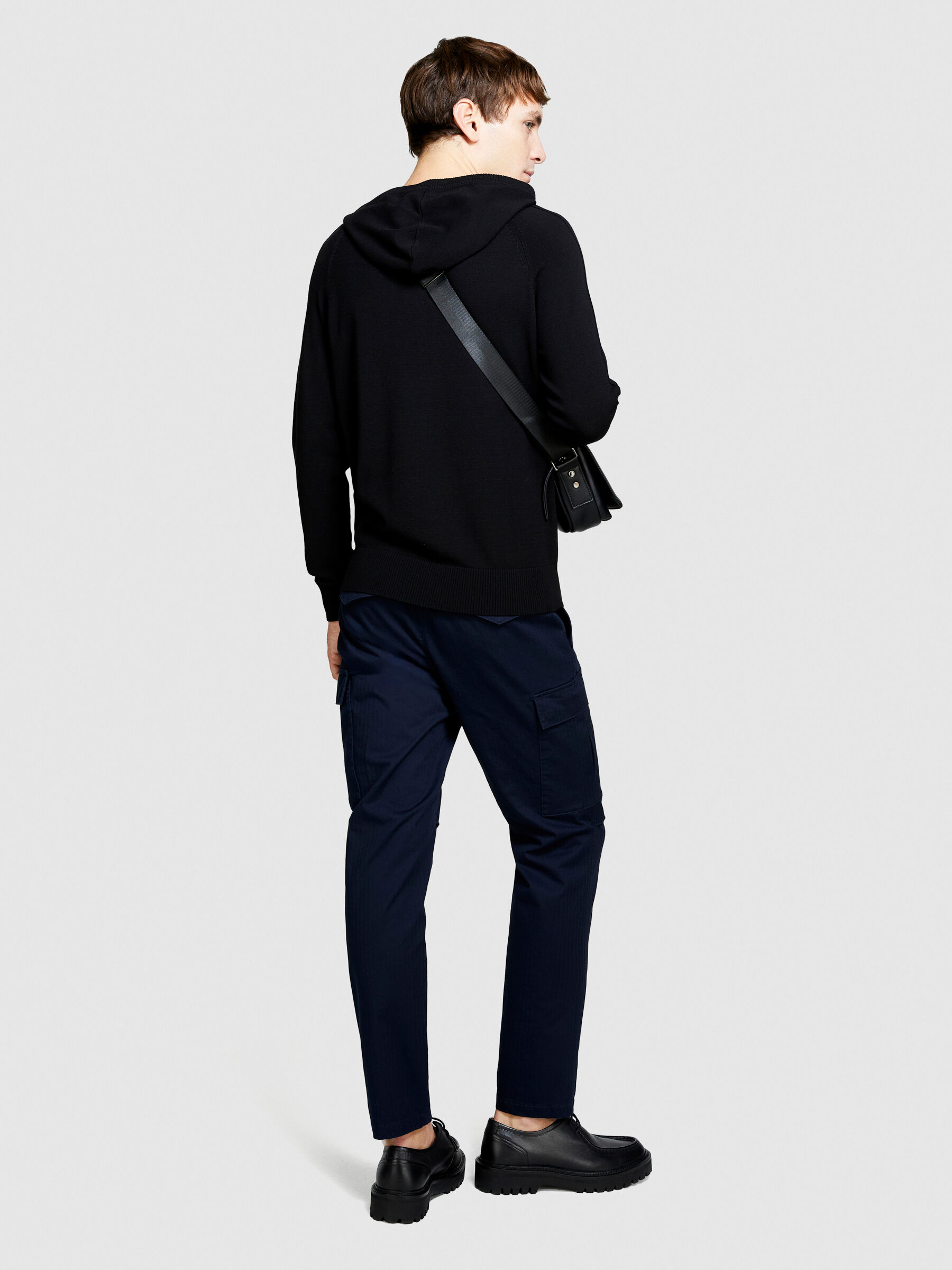 Felpa in maglia chiusa con cappuccio Nero Uomo Sisley