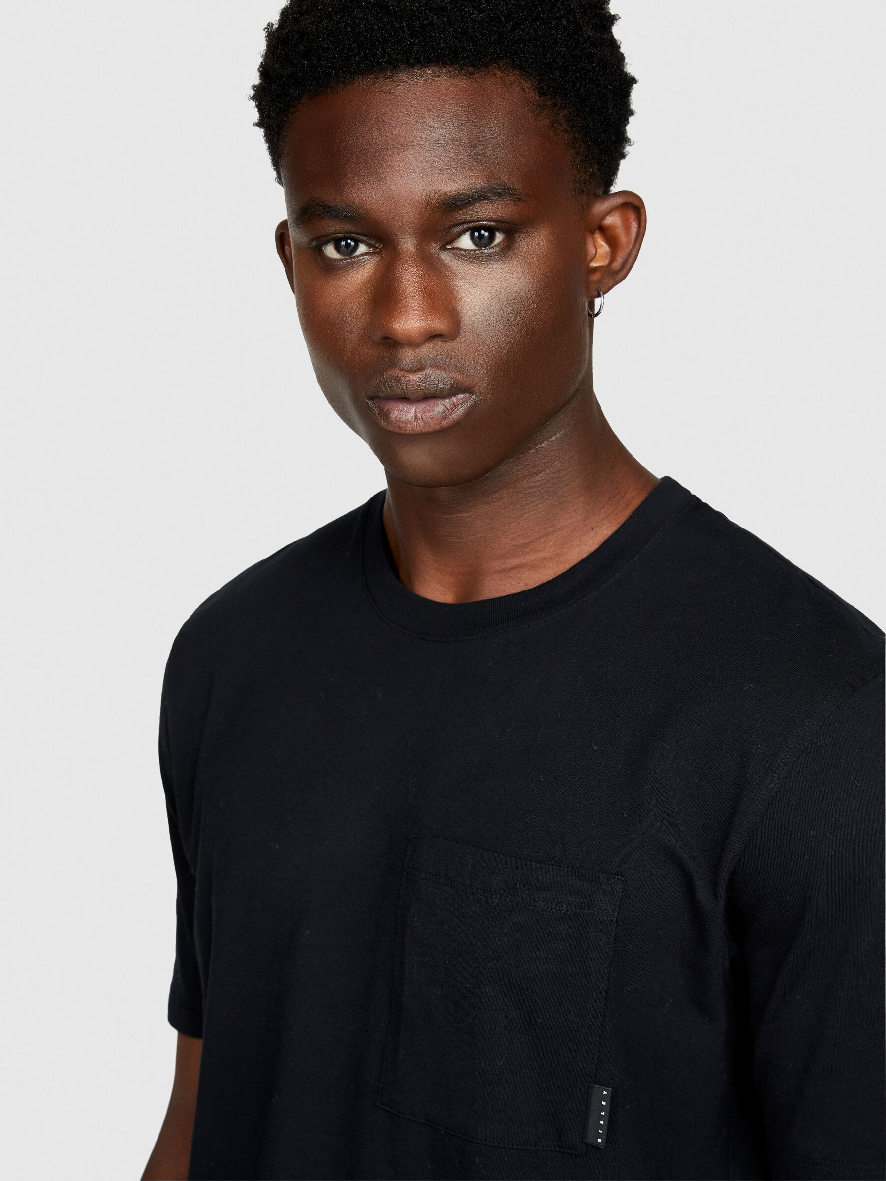 T shirt con cheap taschino