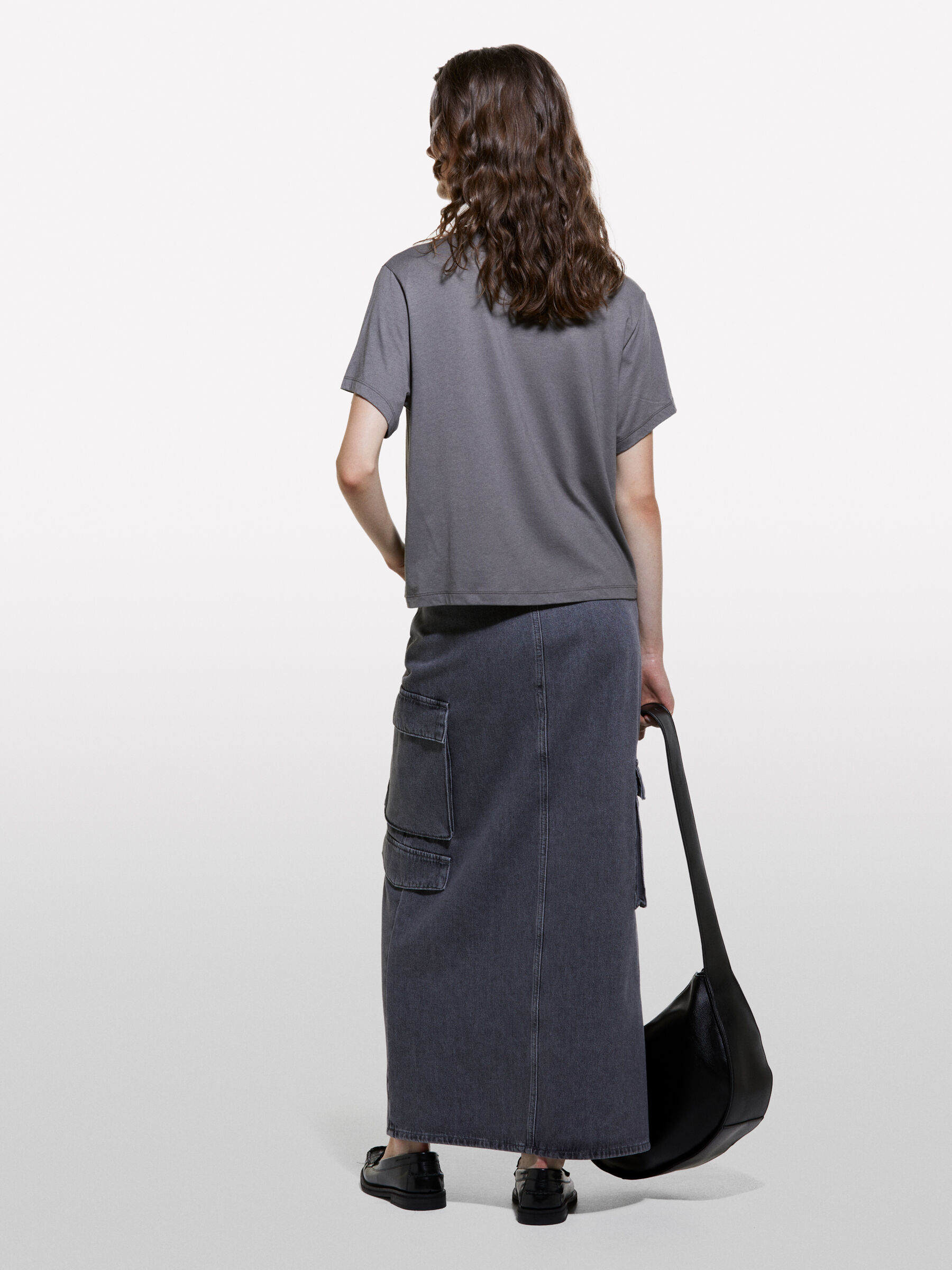 T-SHIRT SCOLLO 'V' Donna image number null