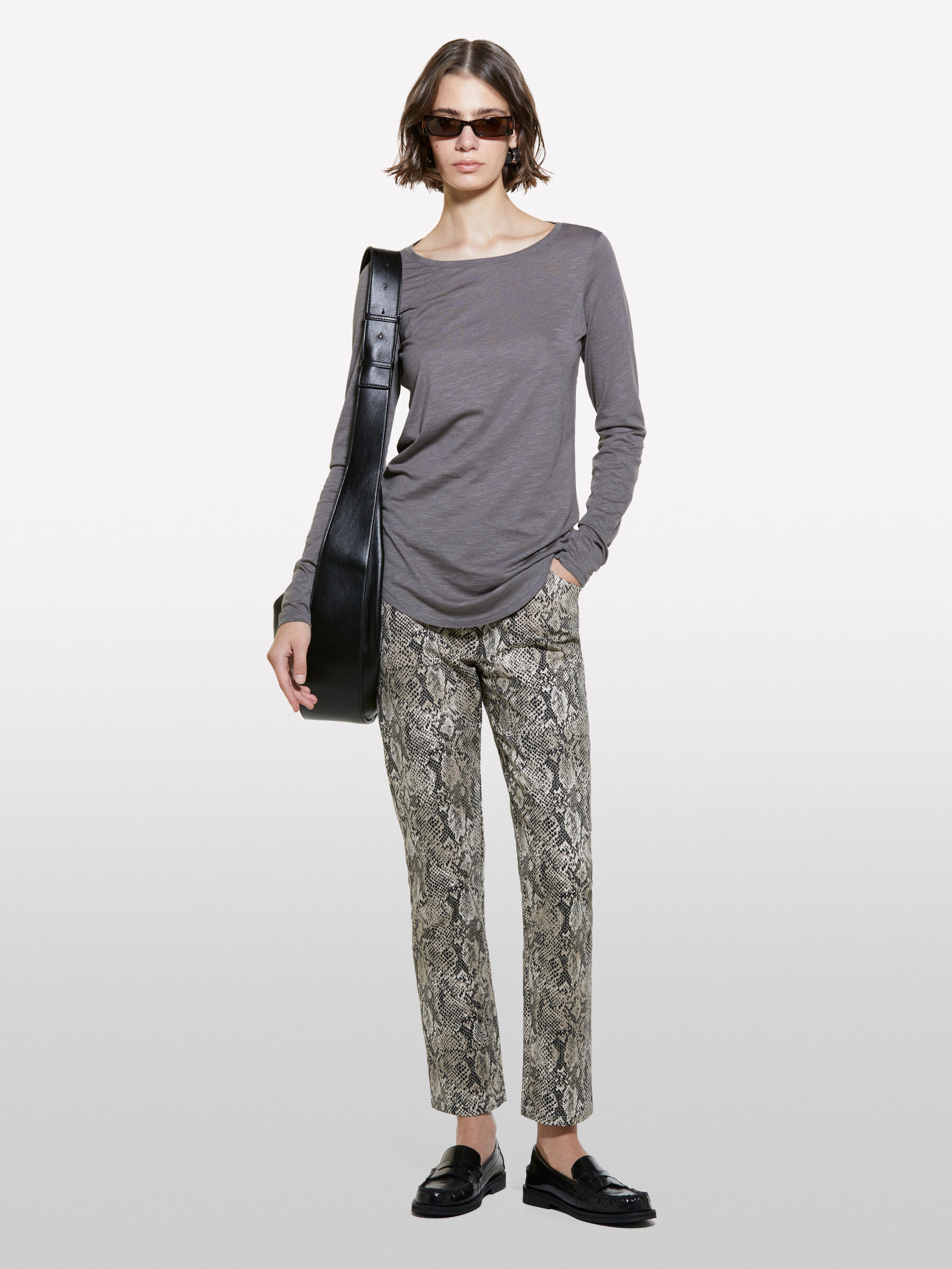 T shirt grigio scuro a maniche lunghe Grigio Scuro Sisley
