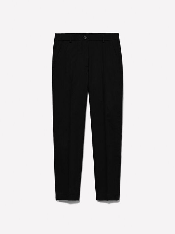 Chino neri regular fit  Chino neri regular fit  - pantaloni regular da donna | Sisley