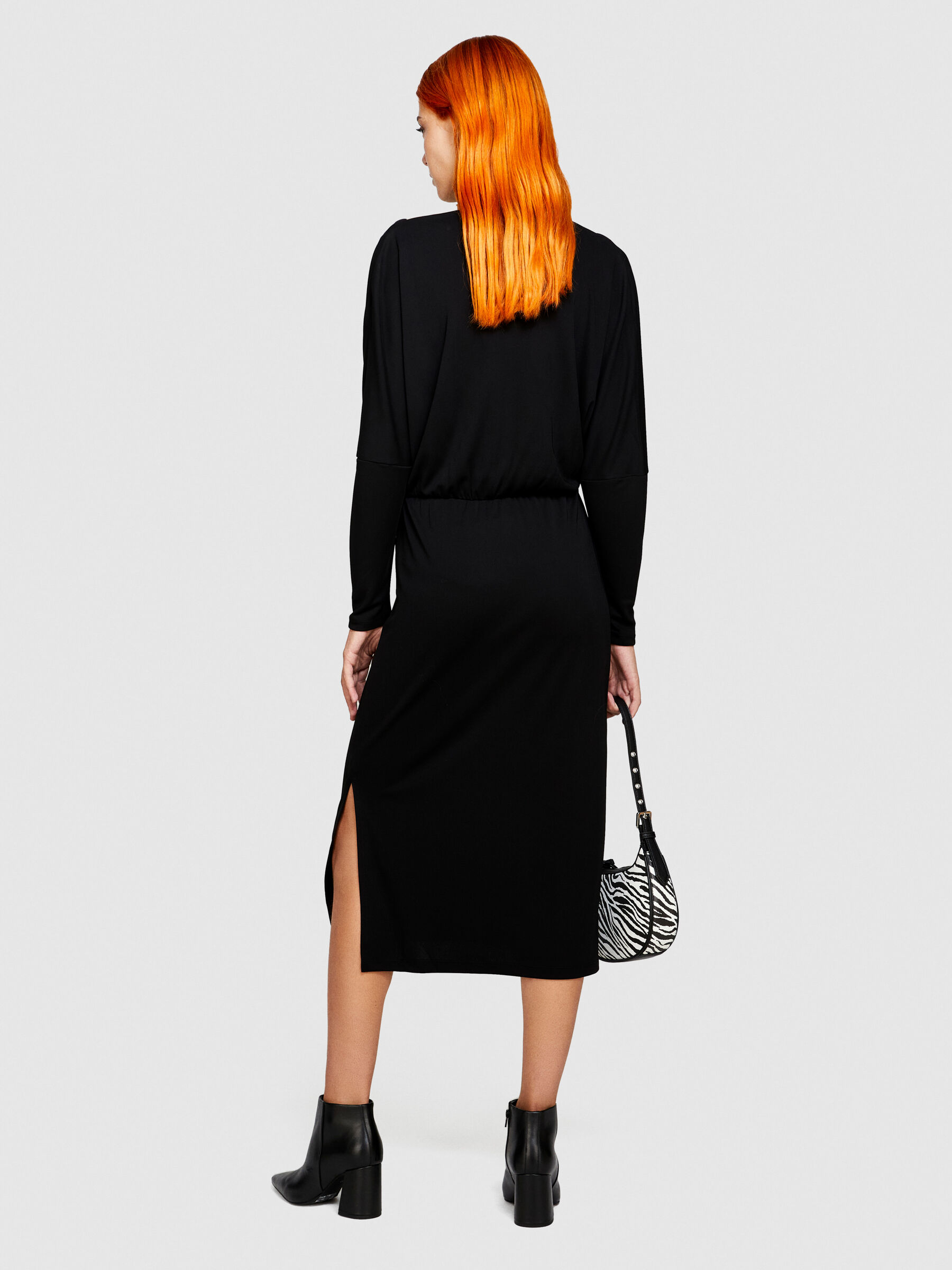 Vestito midi con spacco top