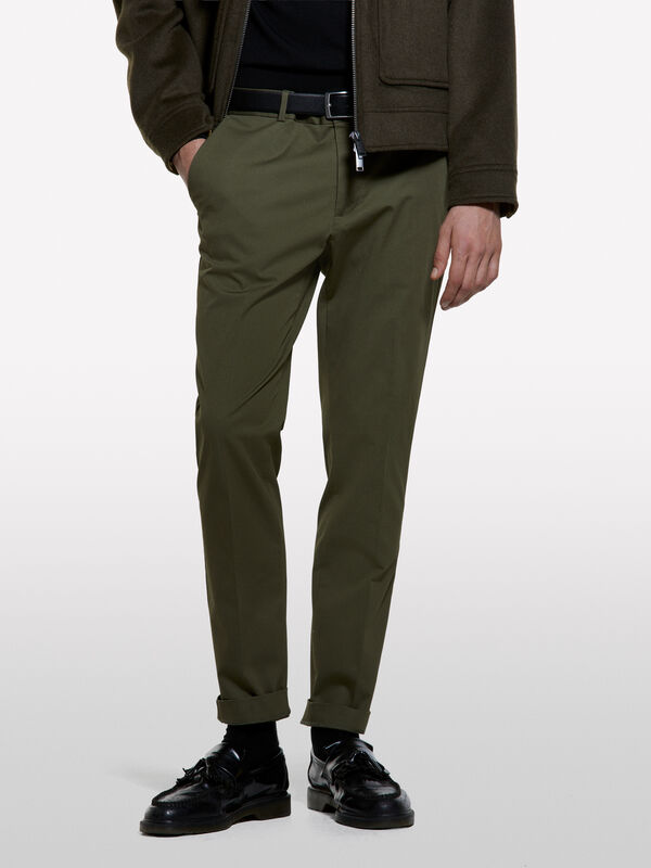 Pantaloni slim comfort fit verde oliva - pantaloni slim da uomo | Sisley
