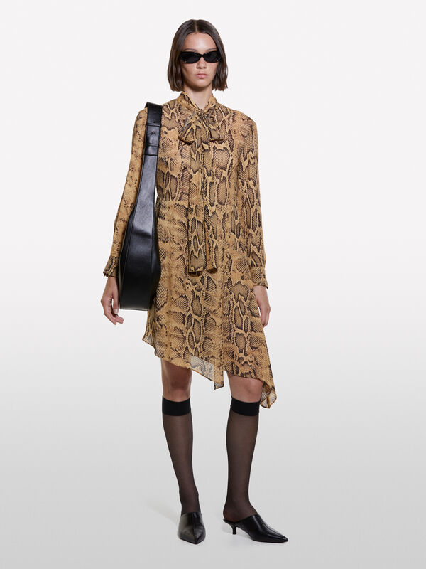 Chemisier senape stampato asimmetrico - vestiti corti da donna | Sisley