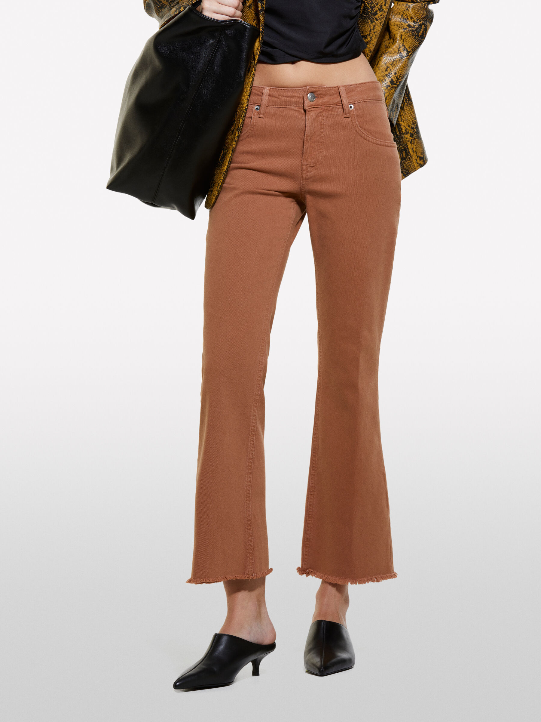 Jeans color cammello sales
