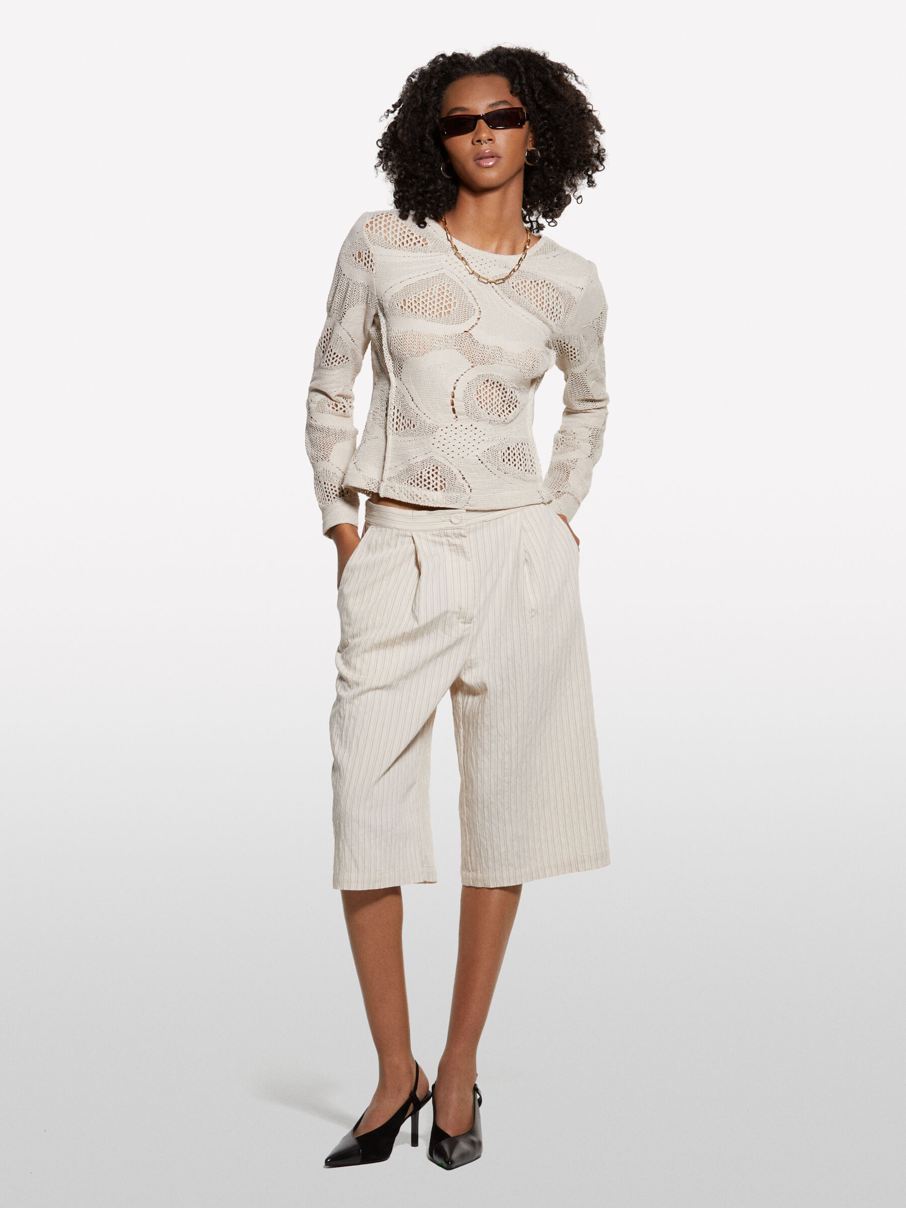 BERMUDA Donna image number null