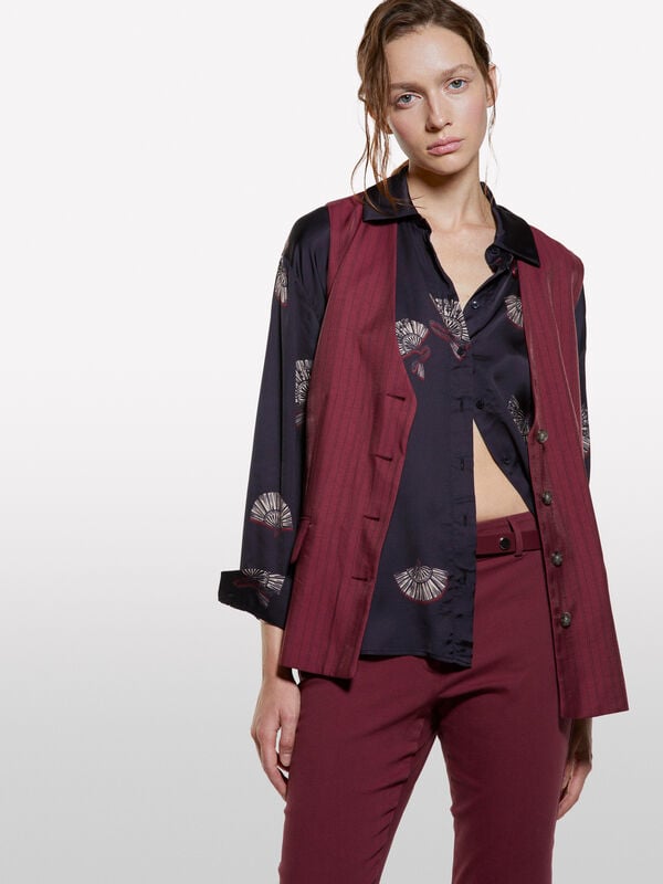Camicia navy in raso con stampa fantasia Camicia navy in raso con stampa fantasia - camicie da donna | Sisley