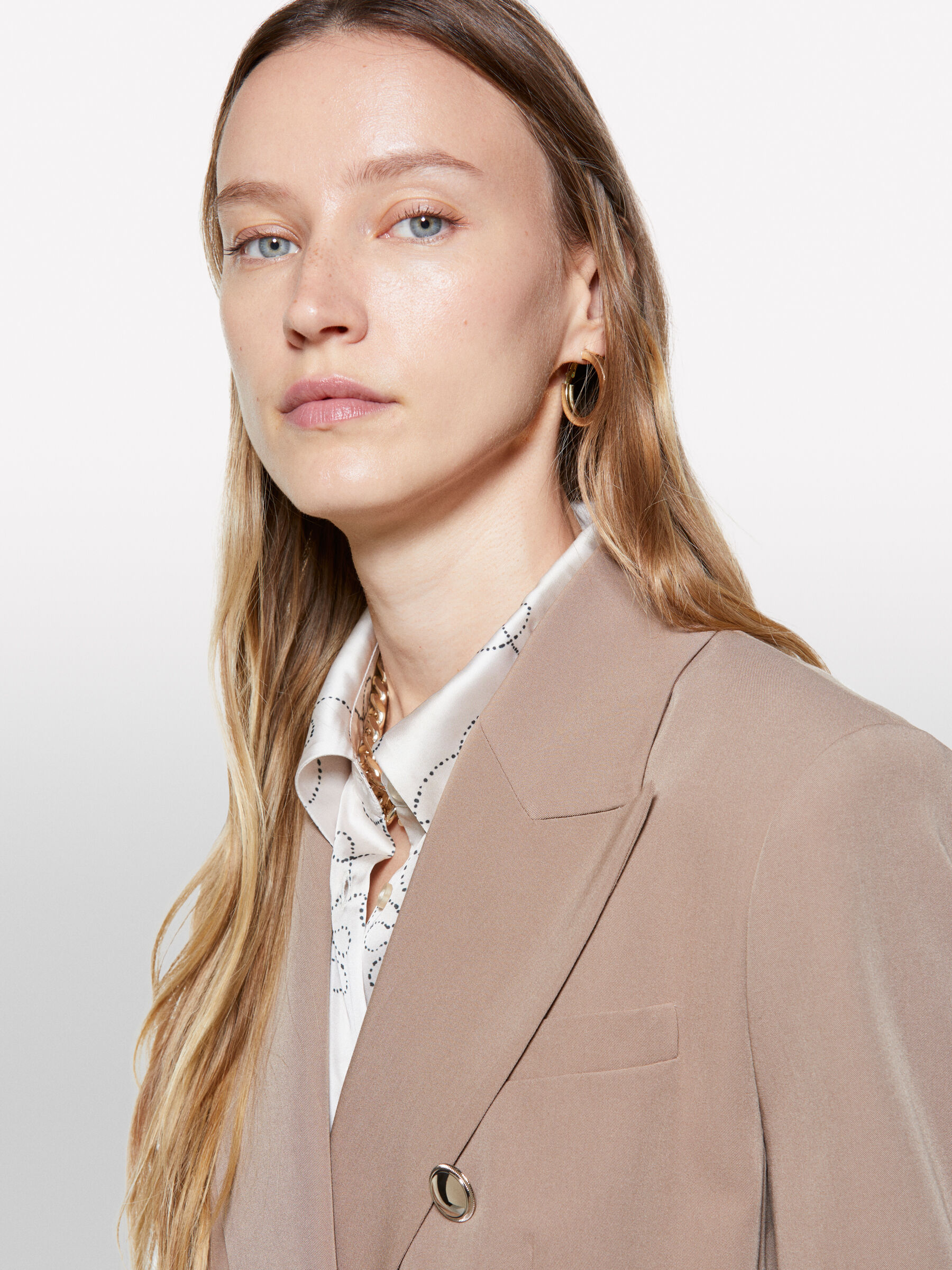 GIACCA Donna image number null