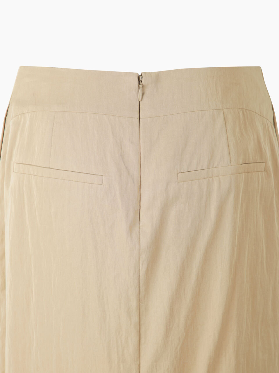 GONNA Donna image number null