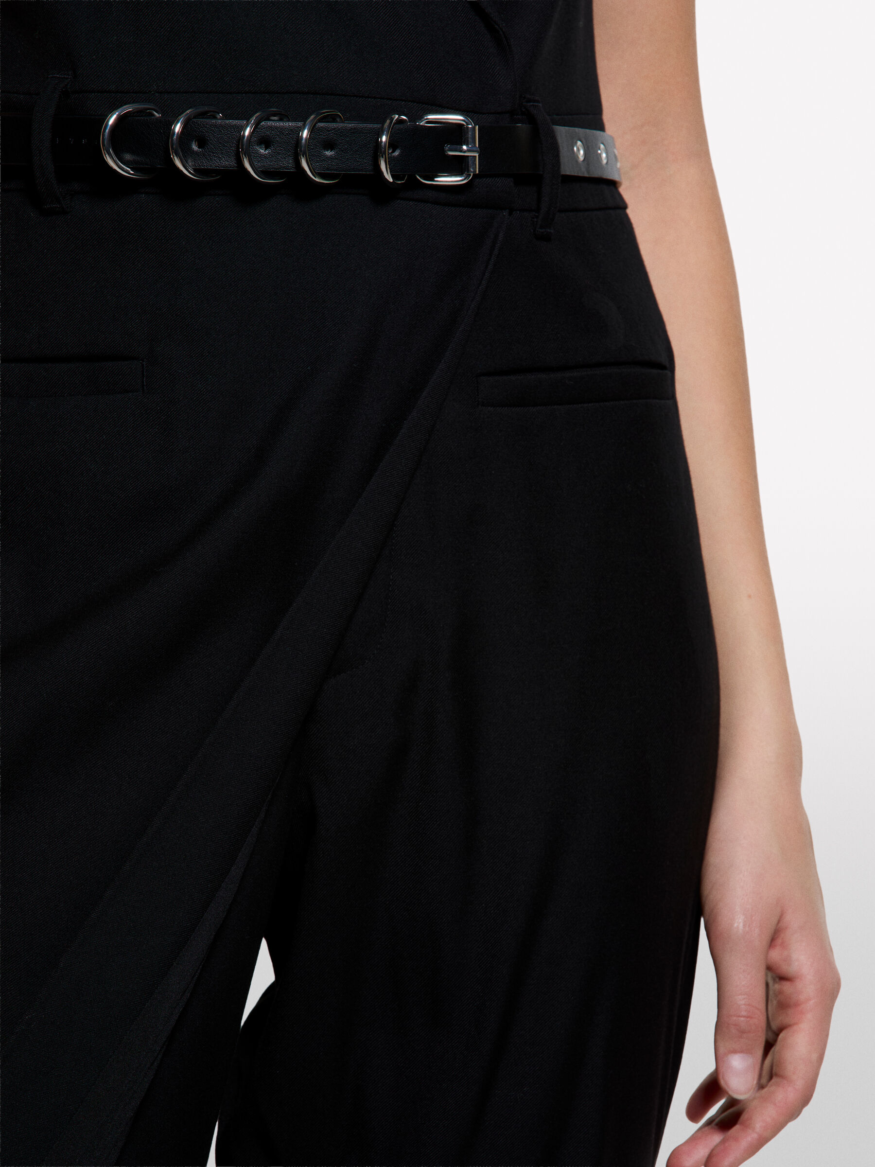 TUTA Donna image number null