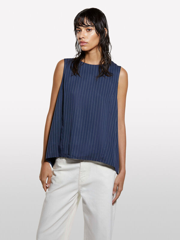 Top gessato con schiena scoperta - top da donna | Sisley