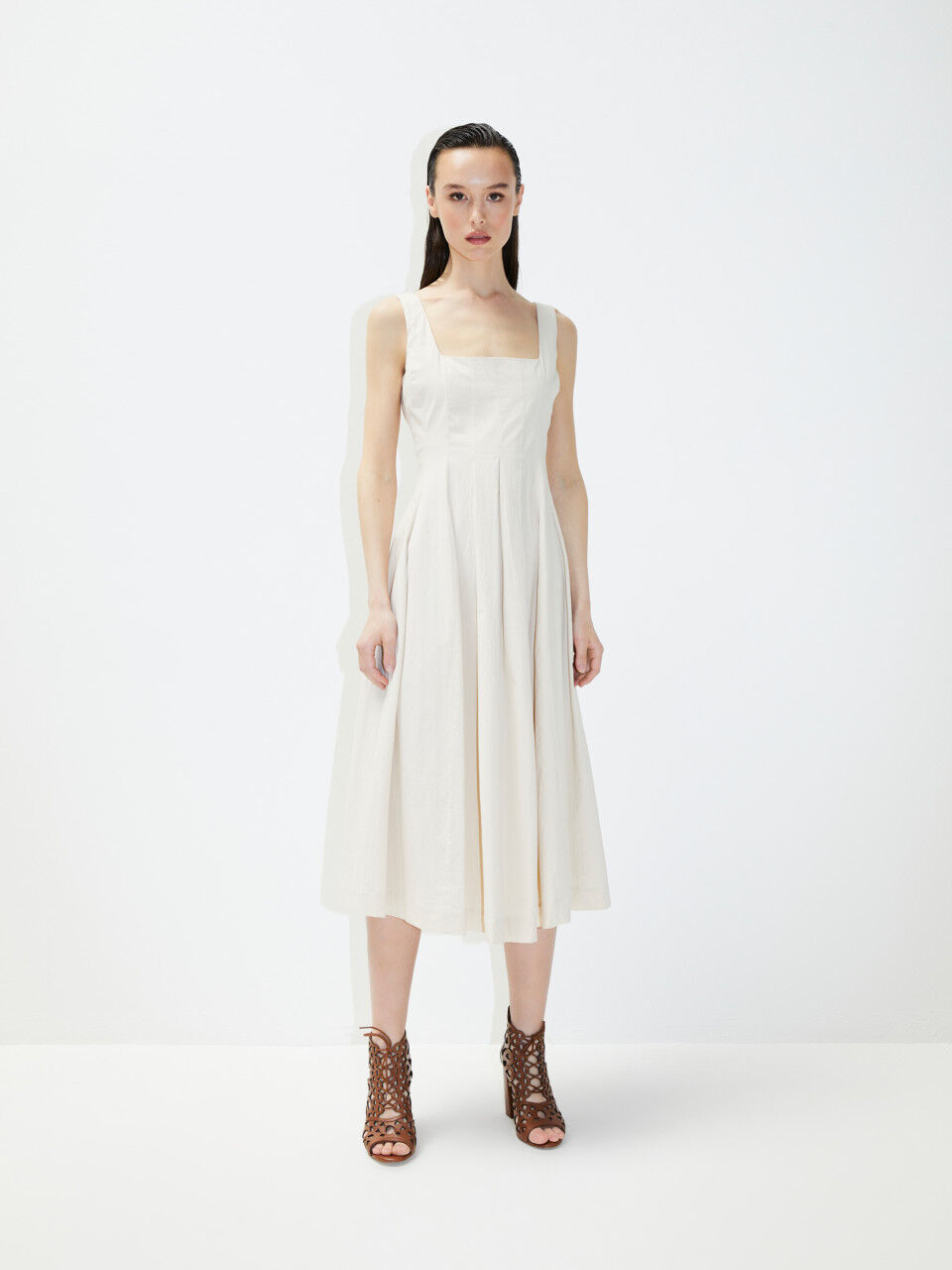 Sisley vestiti lunghi new arrivals