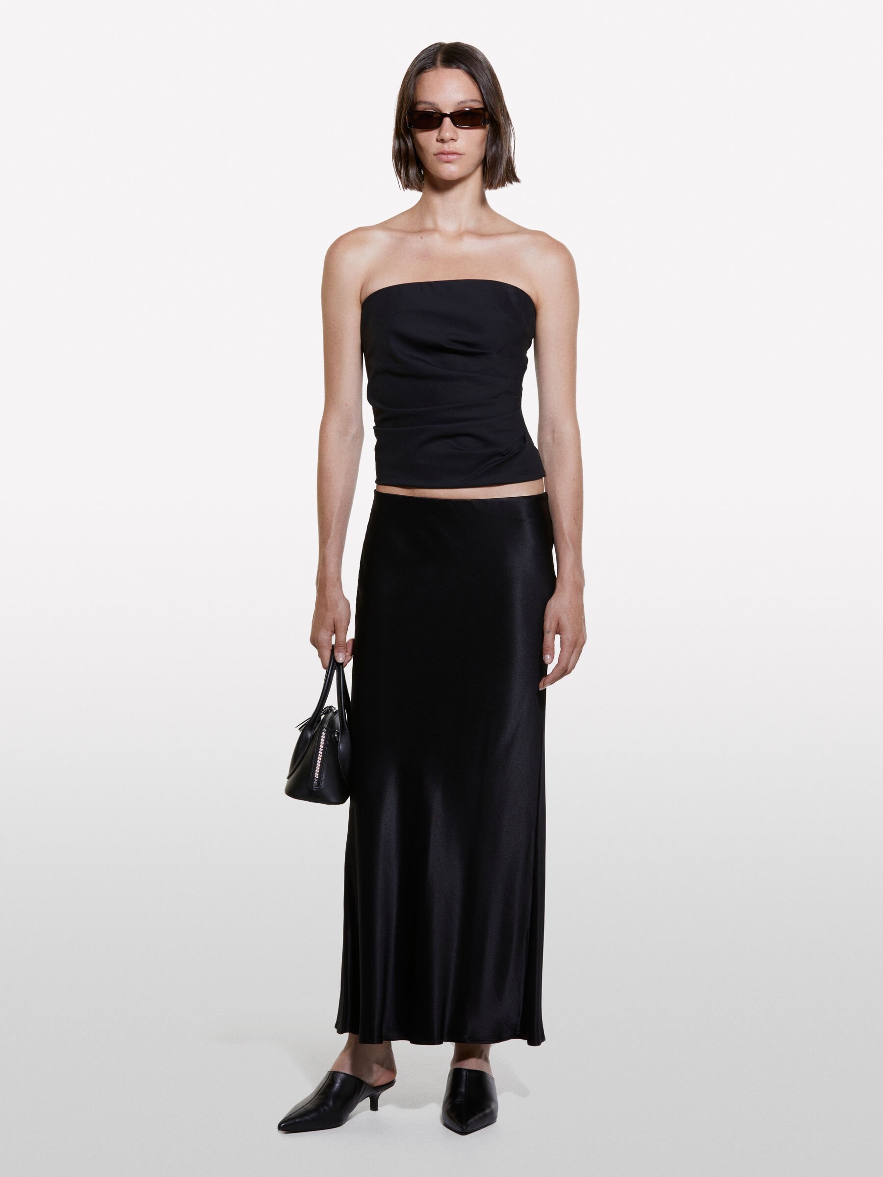 Gonna nera in satin Nero Sisley