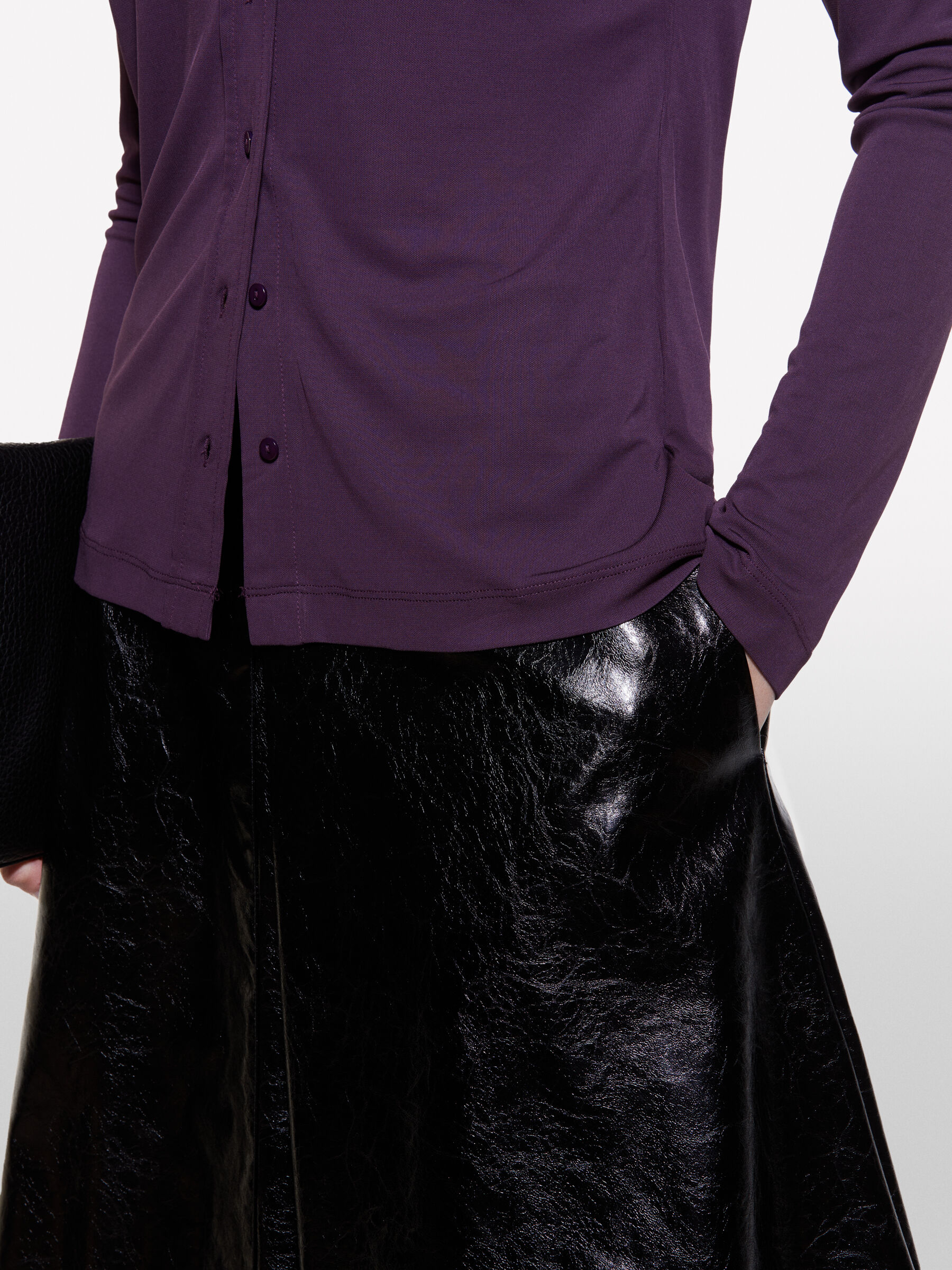 GONNA Donna image number null