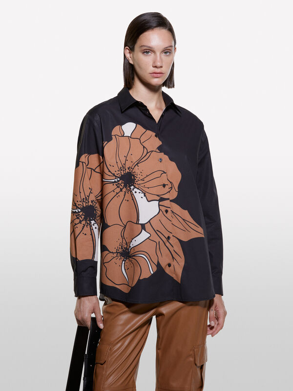 Camicia nera con maxi fiore - camicie da donna | Sisley