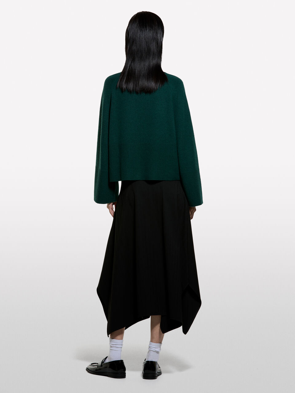 GONNA Donna image number null