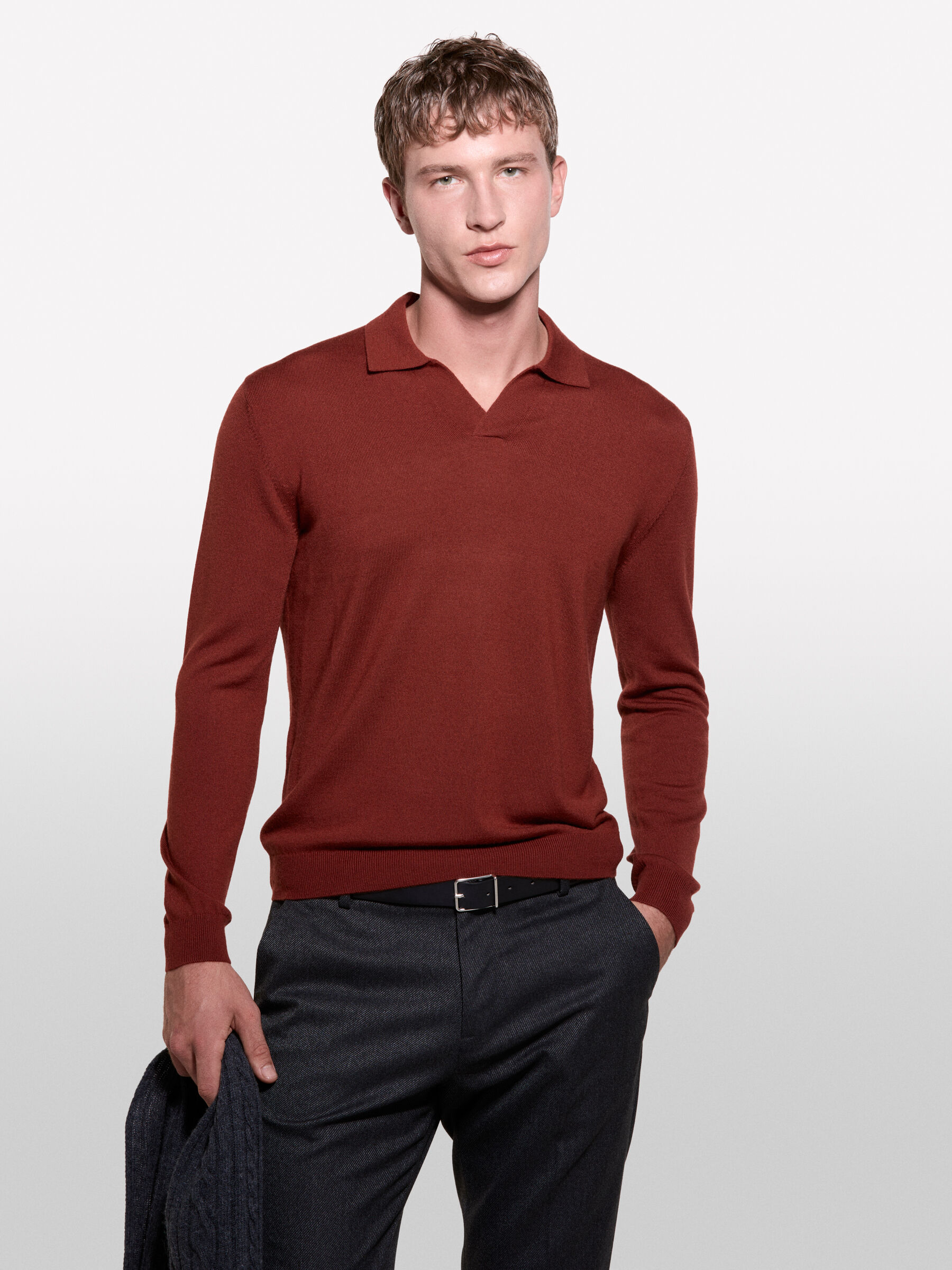 Maglie Scollo a V Uomo eleganti e casual Sisley