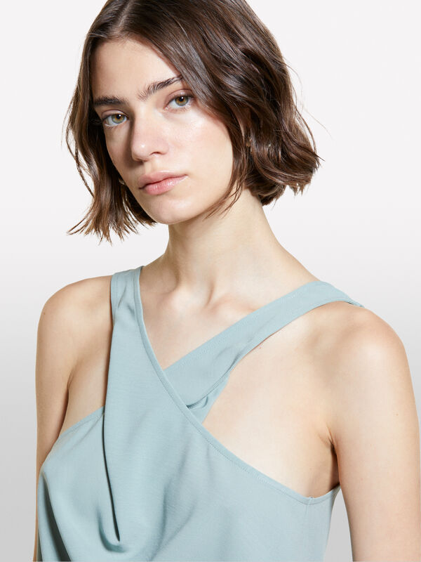 Top verde chiaro con scollo twisted - top da donna | Sisley