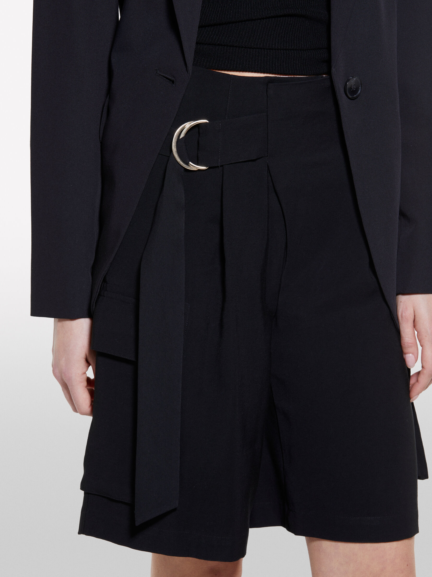 BERMUDA Donna image number null