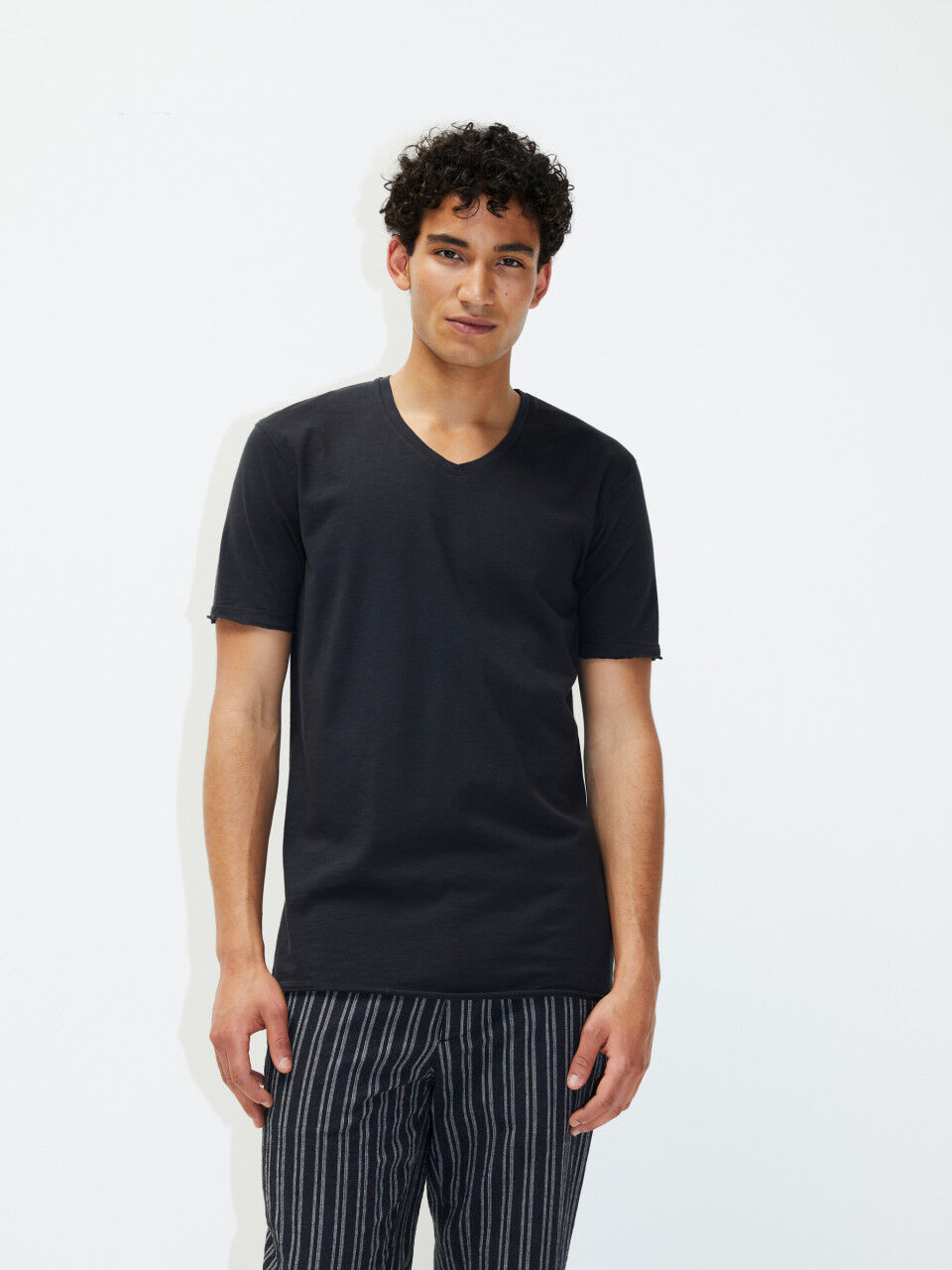 T shirt sisley uomo hotsell