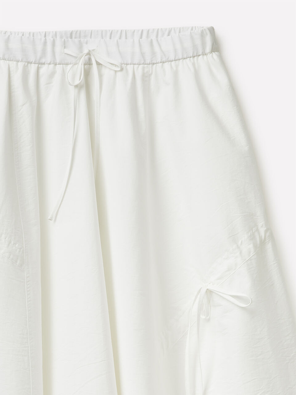 GONNA Donna image number null