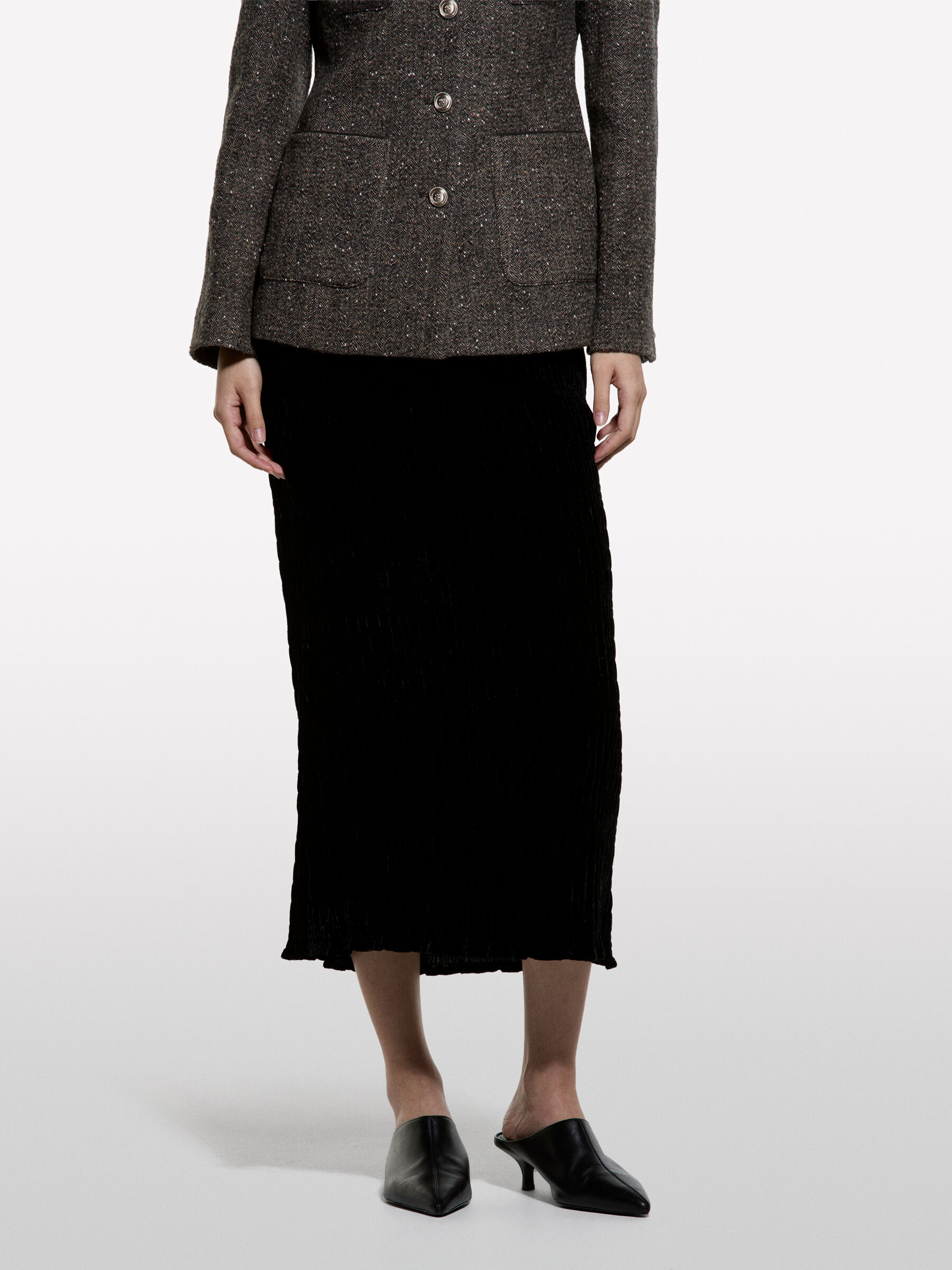 GONNA Donna image number null