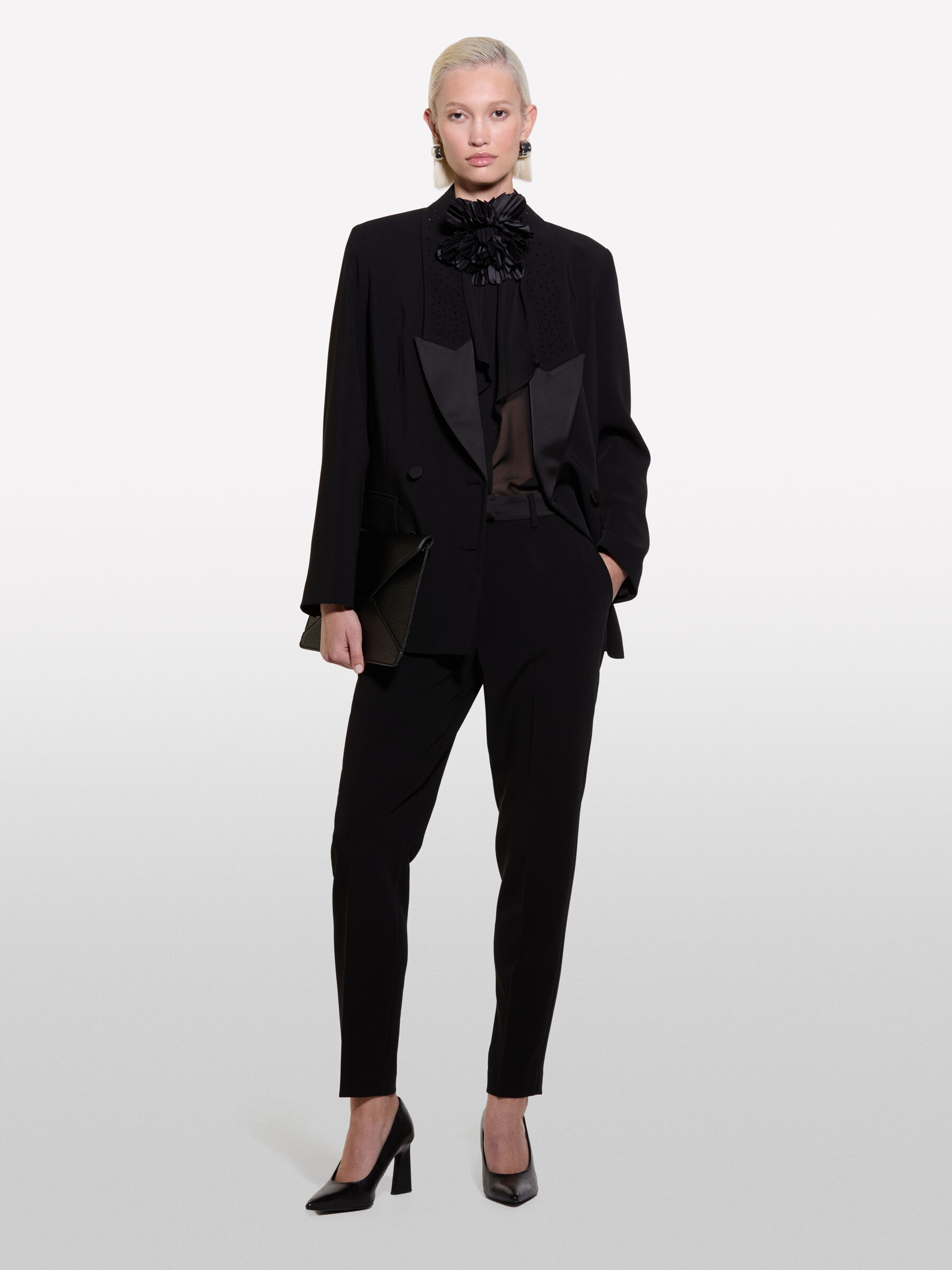 Outfit Capodanno Donna look per party Sisley