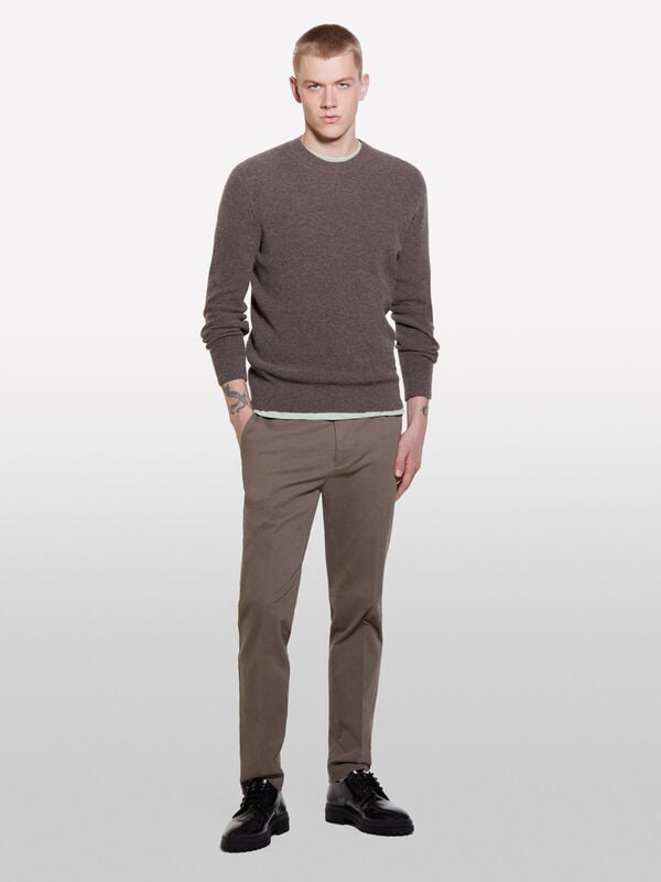 Pantaloni chino marroni - pantaloni slim da uomo | Sisley