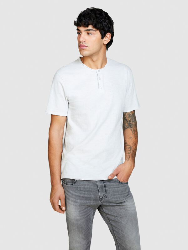 T-shirt serafino slim fit - t-shirt a manica corta da uomo | Sisley
