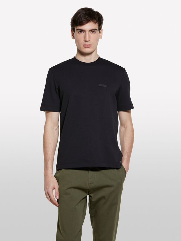 T-shirt nera con patch - t-shirt a manica corta da uomo | Sisley
