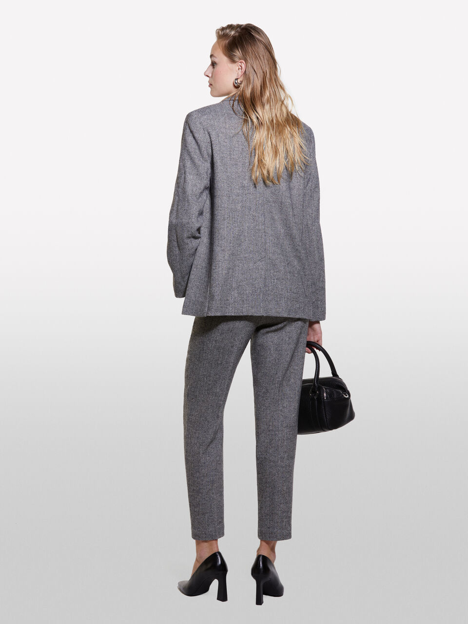 GIACCA Donna image number null