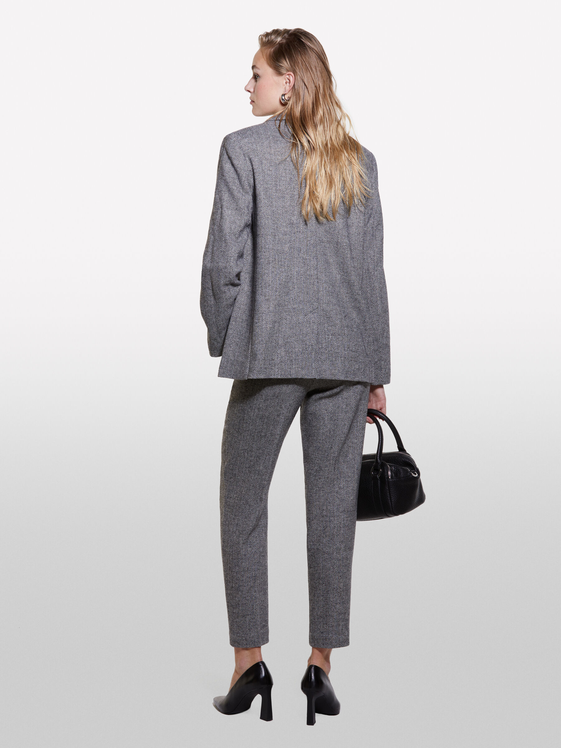 GIACCA Donna image number null