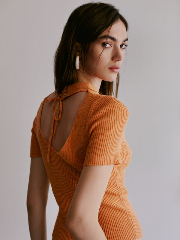 Maglia arancione con oblò dietro - t-shirt a manica corta da donna | Sisley