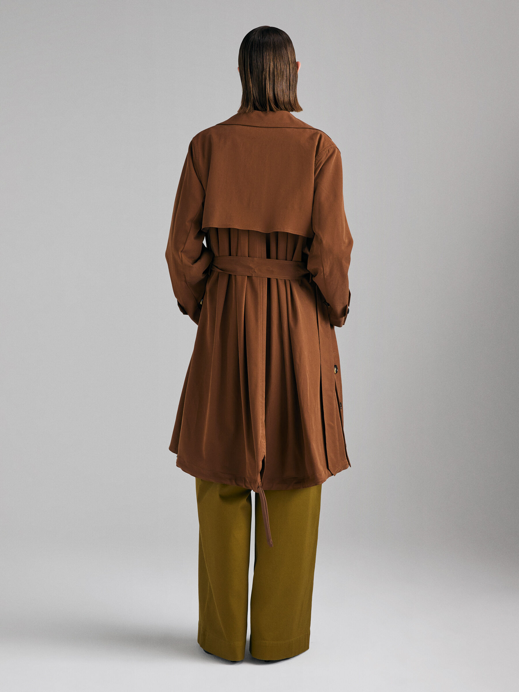 SPOLVERINO Donna image number null