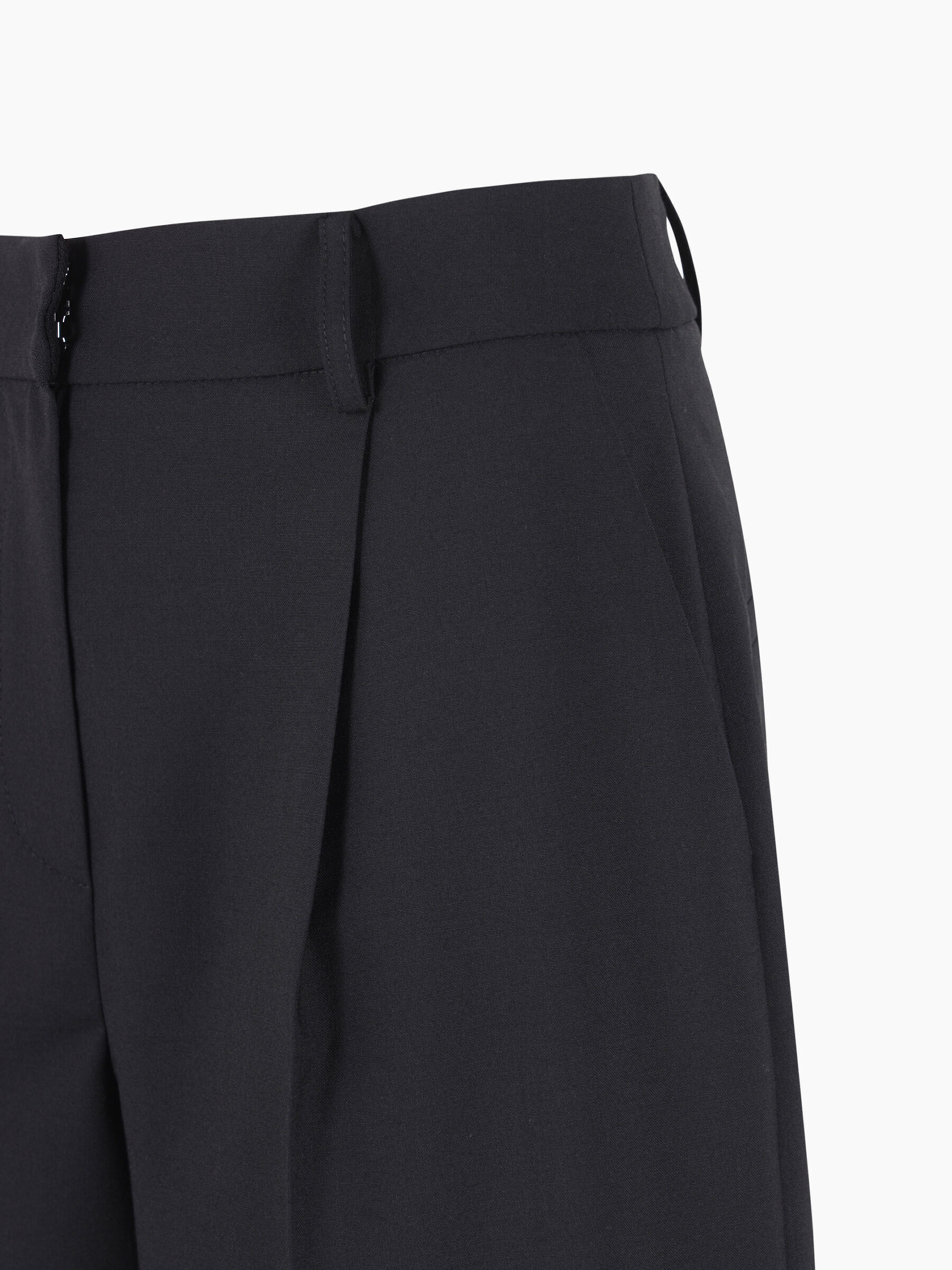 BERMUDA Donna image number null